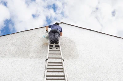 Peinture extérieure à Ambrières — façades et ravalement